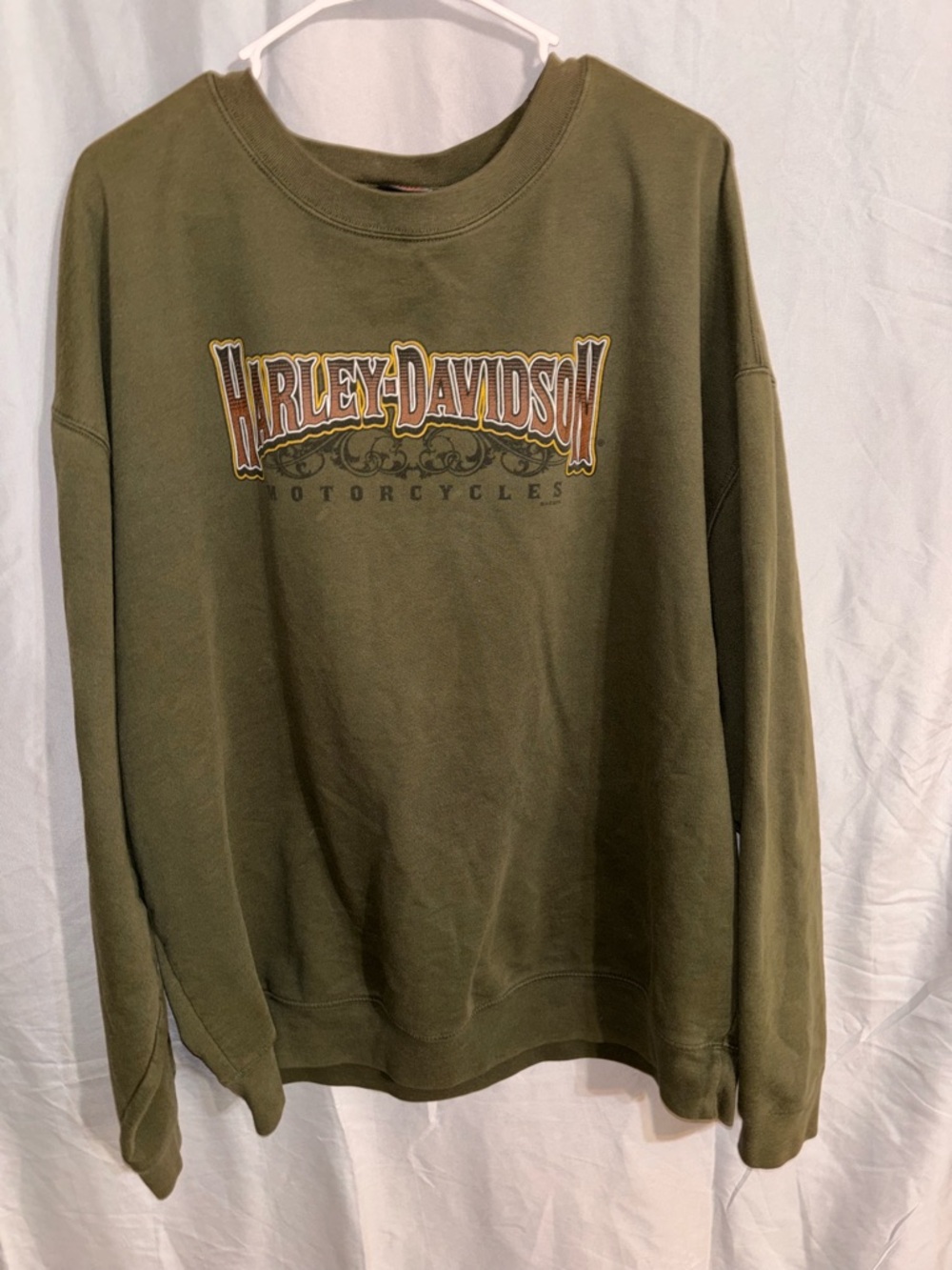 Harley Davidson Crewneck Sweatshirt with Chest Graphic - Picture 2 of 7